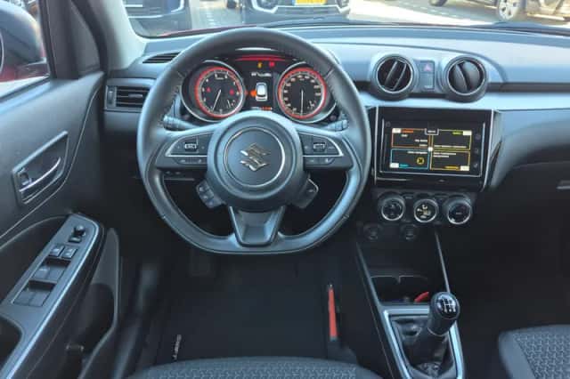 Suzuki Swift (2024) thumbnail 6