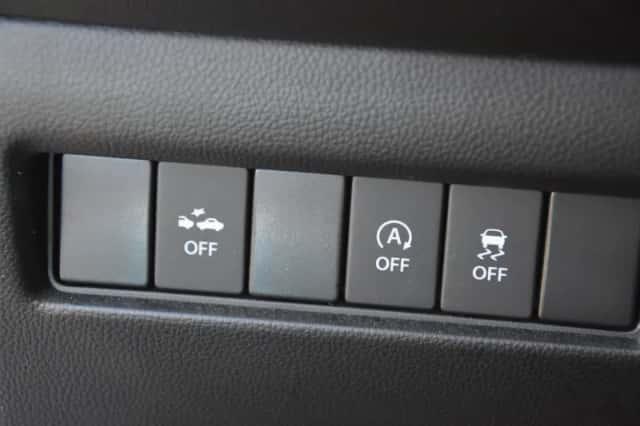 Suzuki Swift (2024) thumbnail 6