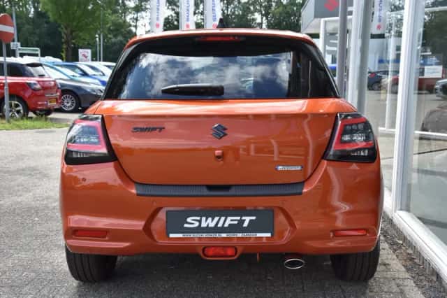 Suzuki Swift (2026) thumbnail 4
