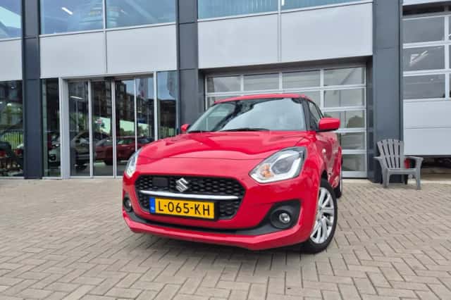 Suzuki Swift (2021) thumbnail 1