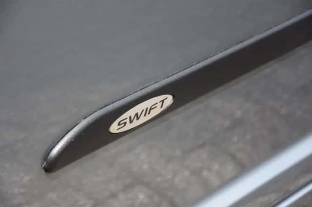 Suzuki Swift (2006) thumbnail 6