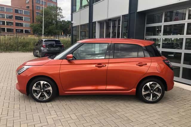 Suzuki Swift (2026) thumbnail 2