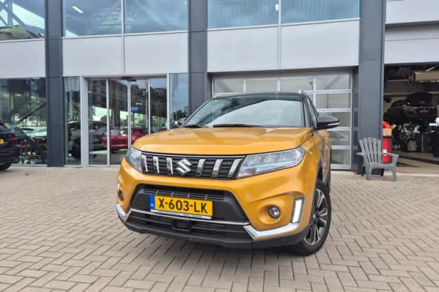 Suzuki Vitara (2023) thumbnail 1
