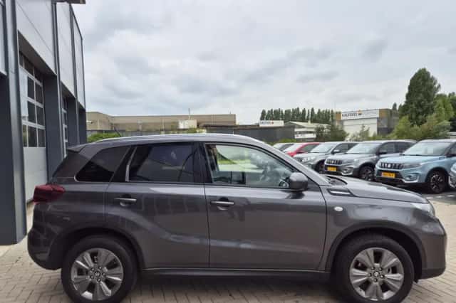 Suzuki Vitara (2026) thumbnail 5