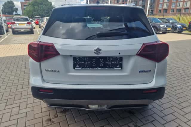 Suzuki Vitara (2025) thumbnail 4