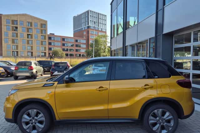 Suzuki Vitara (2020) thumbnail 2