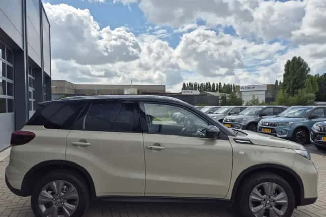 Suzuki Vitara (2025) thumbnail 5