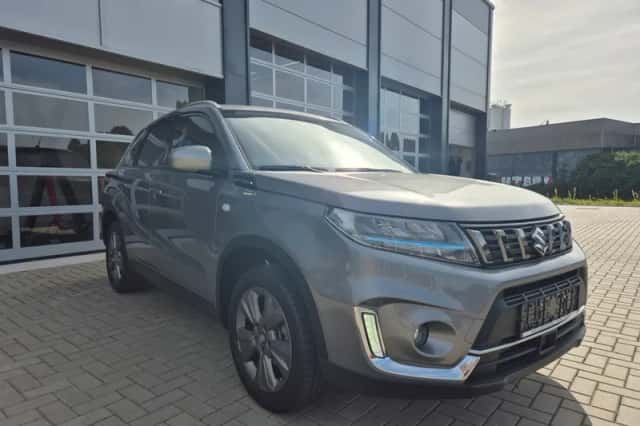 Suzuki Vitara (2021) thumbnail 6