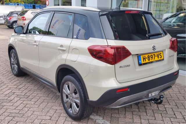 Suzuki Vitara (2019) thumbnail 2