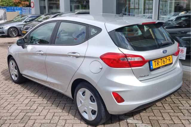 Ford Fiesta (2018) thumbnail 2