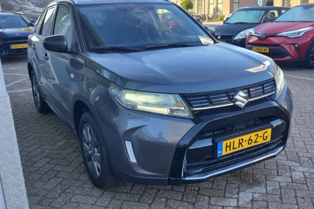 Suzuki Vitara (2025) thumbnail 4