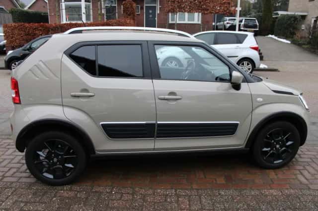 Suzuki Ignis (2024) thumbnail 3