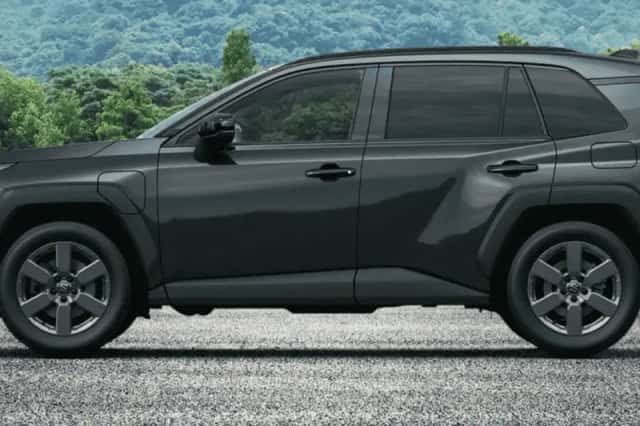 Suzuki Across (2026) thumbnail 3