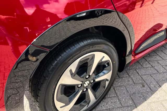 Suzuki Swift (2025) thumbnail 6