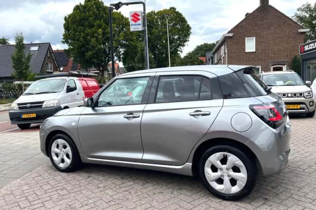 Suzuki Swift (2026) thumbnail 3