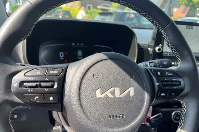 Kia Picanto (2025) thumbnail 4