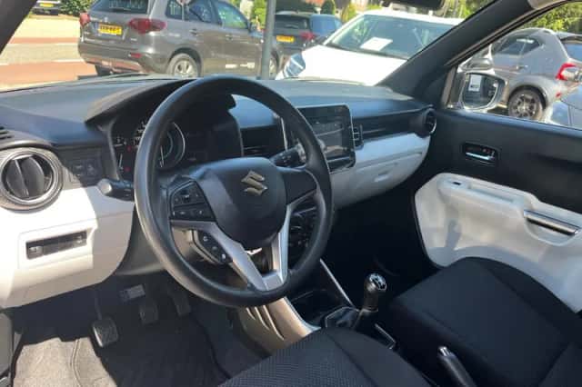 Suzuki Ignis (2017) thumbnail 3