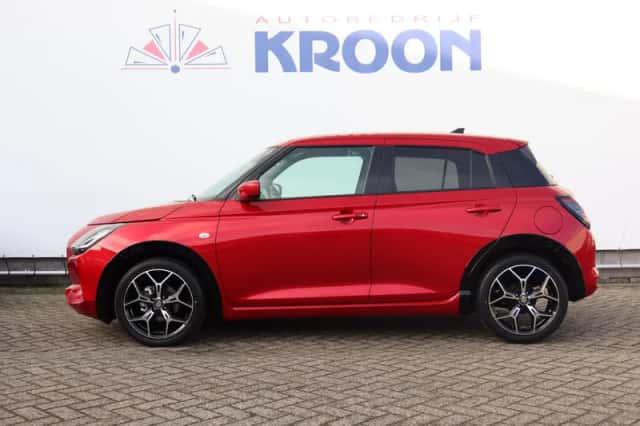 Suzuki Swift (2026) thumbnail 2