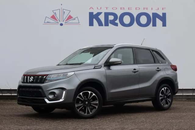 Suzuki Vitara (2023) thumbnail 1