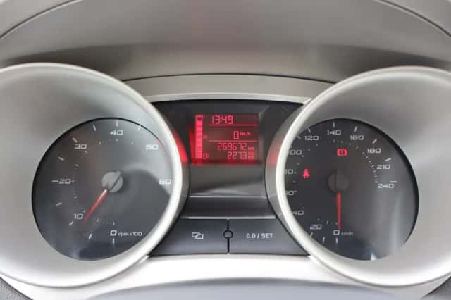 SEAT Ibiza (2011) thumbnail 6