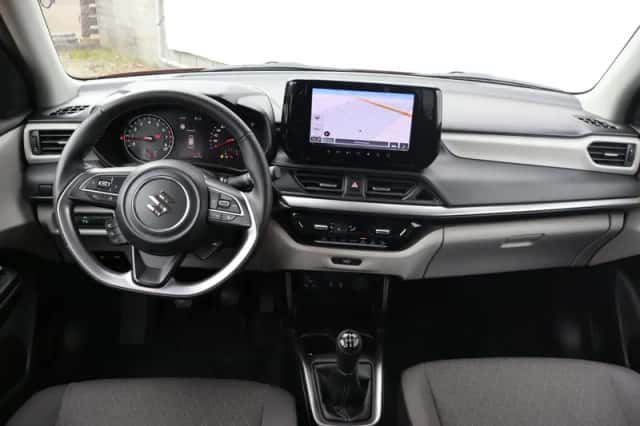Suzuki Swift (2025) thumbnail 6