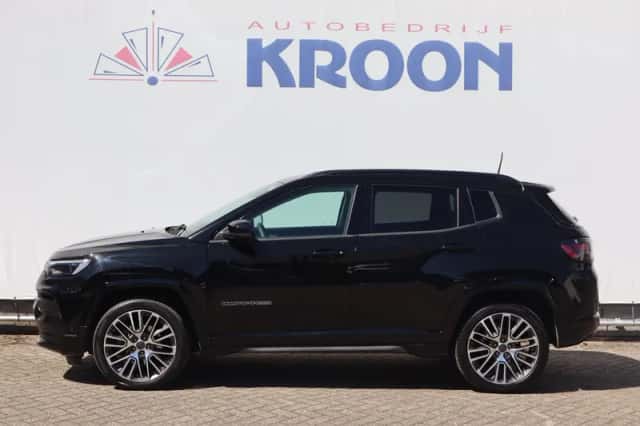 Jeep Compass (2025) thumbnail 2