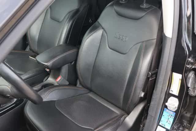 Jeep Compass (2019) thumbnail 4