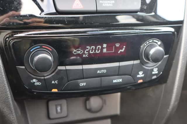 Suzuki Vitara (2021) thumbnail 6