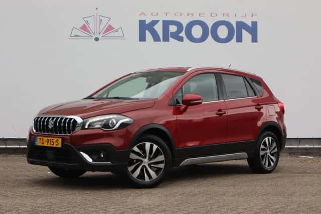 Suzuki S-Cross (2018) thumbnail 1