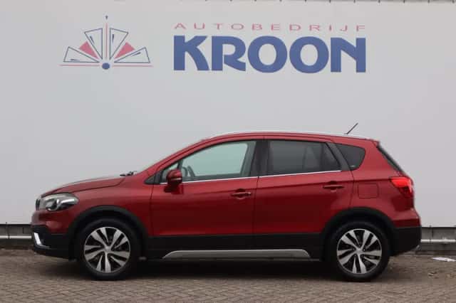 Suzuki S-Cross (2018) thumbnail 2