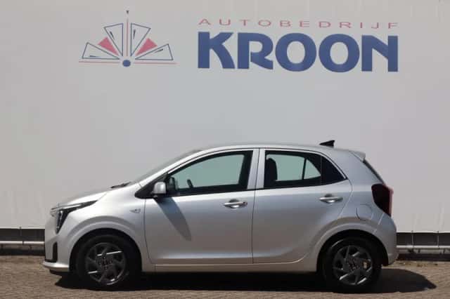 Kia Picanto (2025) thumbnail 2
