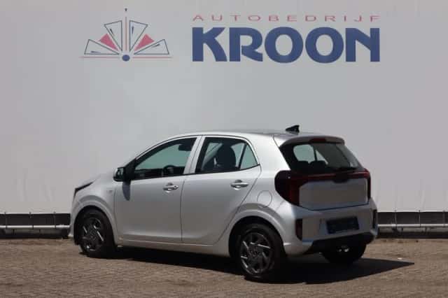 Kia Picanto (2025) thumbnail 3