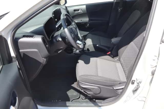 Kia Picanto (2025) thumbnail 5