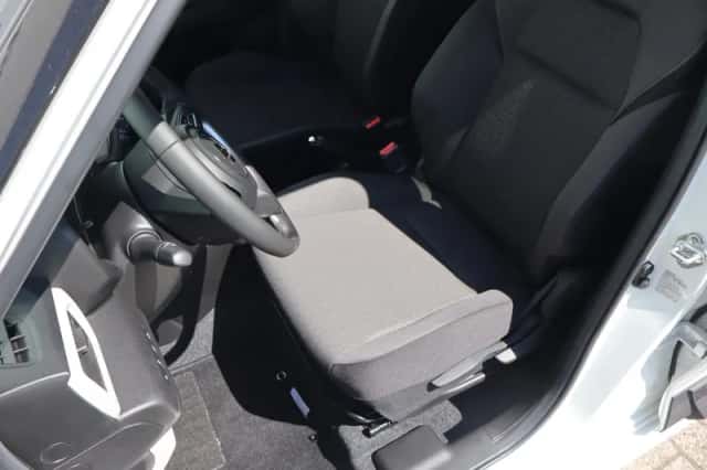 Suzuki Swift (2026) thumbnail 5