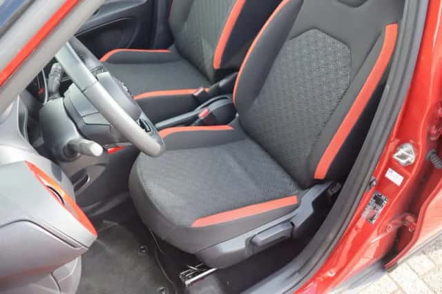 Toyota Aygo X (2024) thumbnail 4
