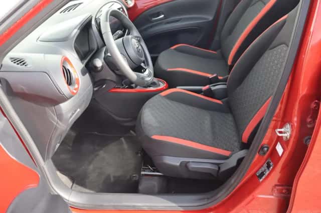 Toyota Aygo X (2024) thumbnail 5