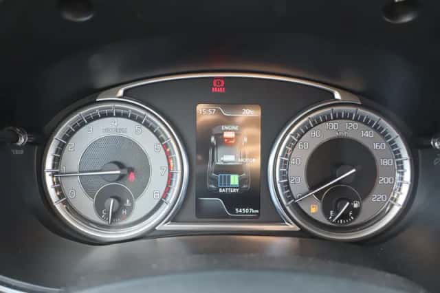 Suzuki Vitara (2023) thumbnail 6