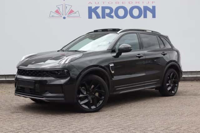 Lynk & Co 01 (2023) thumbnail 1