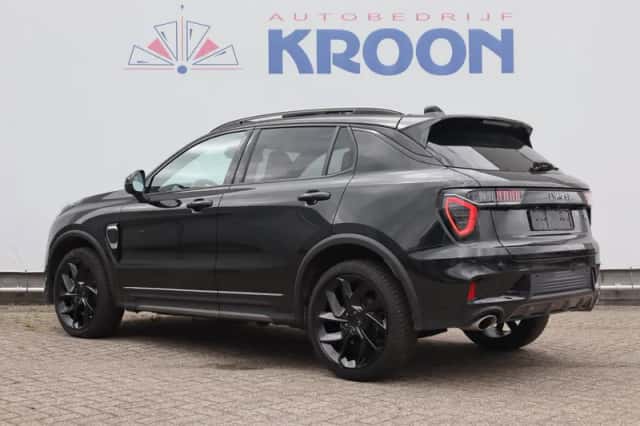 Lynk & Co 01 (2023) thumbnail 3