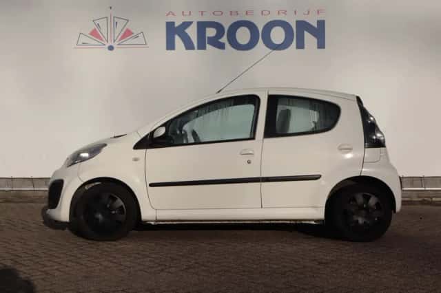 Citroën C1 (2014) thumbnail 2