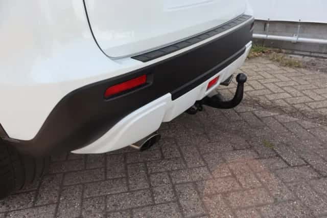 Suzuki Vitara (2016) thumbnail 5