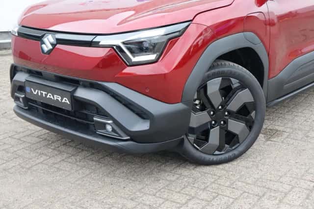 Suzuki e-Vitara (0) thumbnail 3