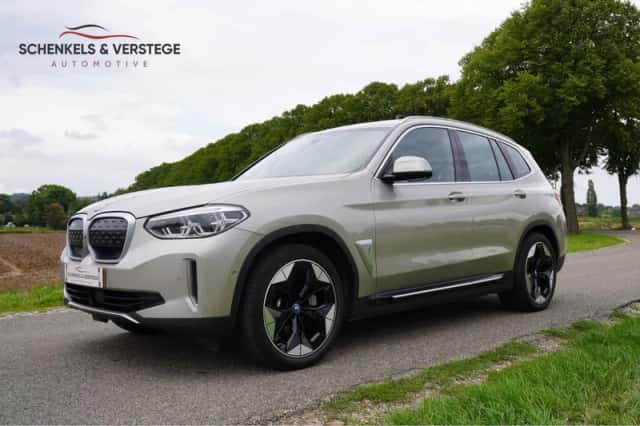 BMW iX3 (2021) thumbnail 1