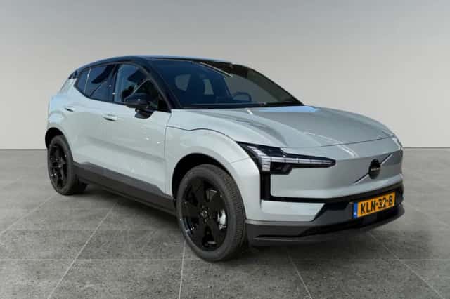 Volvo EX30 (2026) thumbnail 3
