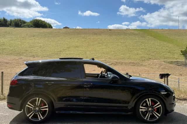Porsche Cayenne (0) thumbnail 2