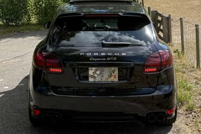 Porsche Cayenne (0) thumbnail 4