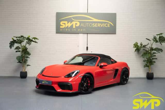 Porsche 718 Spyder (2021) thumbnail 2
