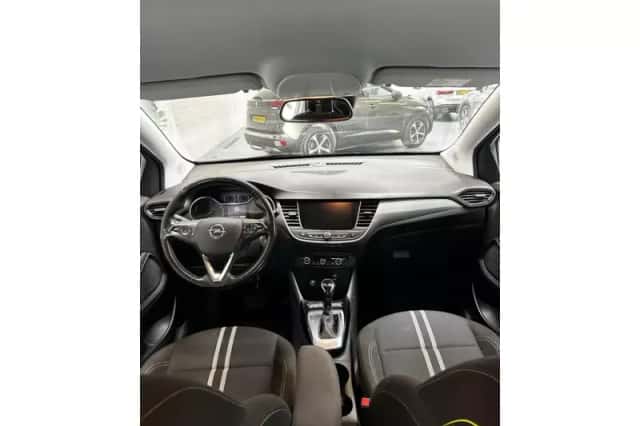 Opel Crossland (2024) thumbnail 3