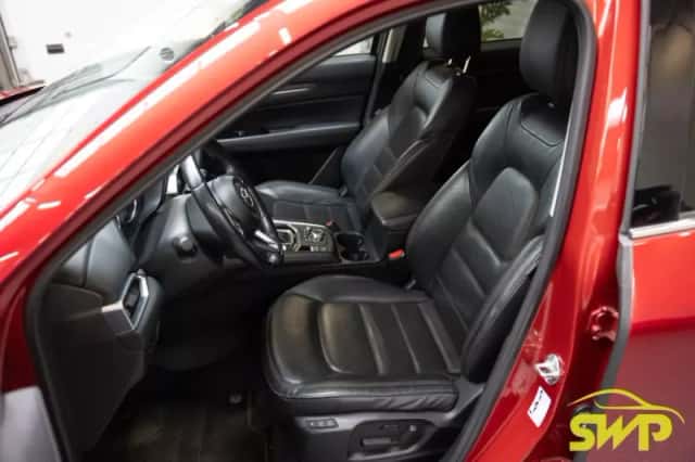 Mazda CX-5 (2019) thumbnail 2