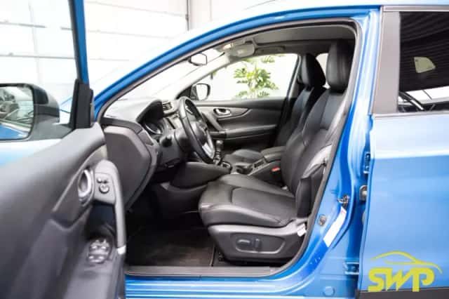 Nissan Qashqai (2018) thumbnail 3